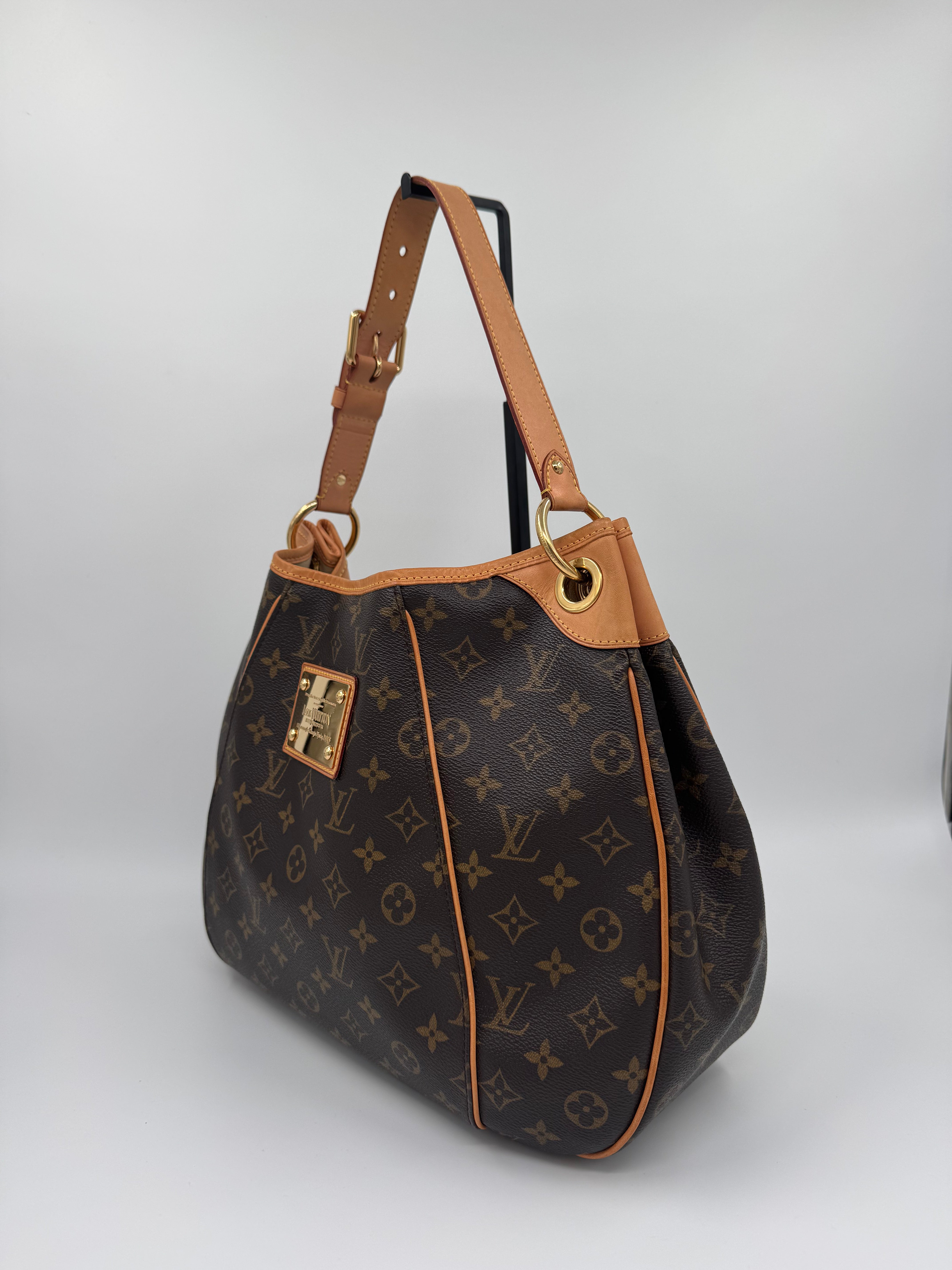 Louis Vuitton Galliera Monogram