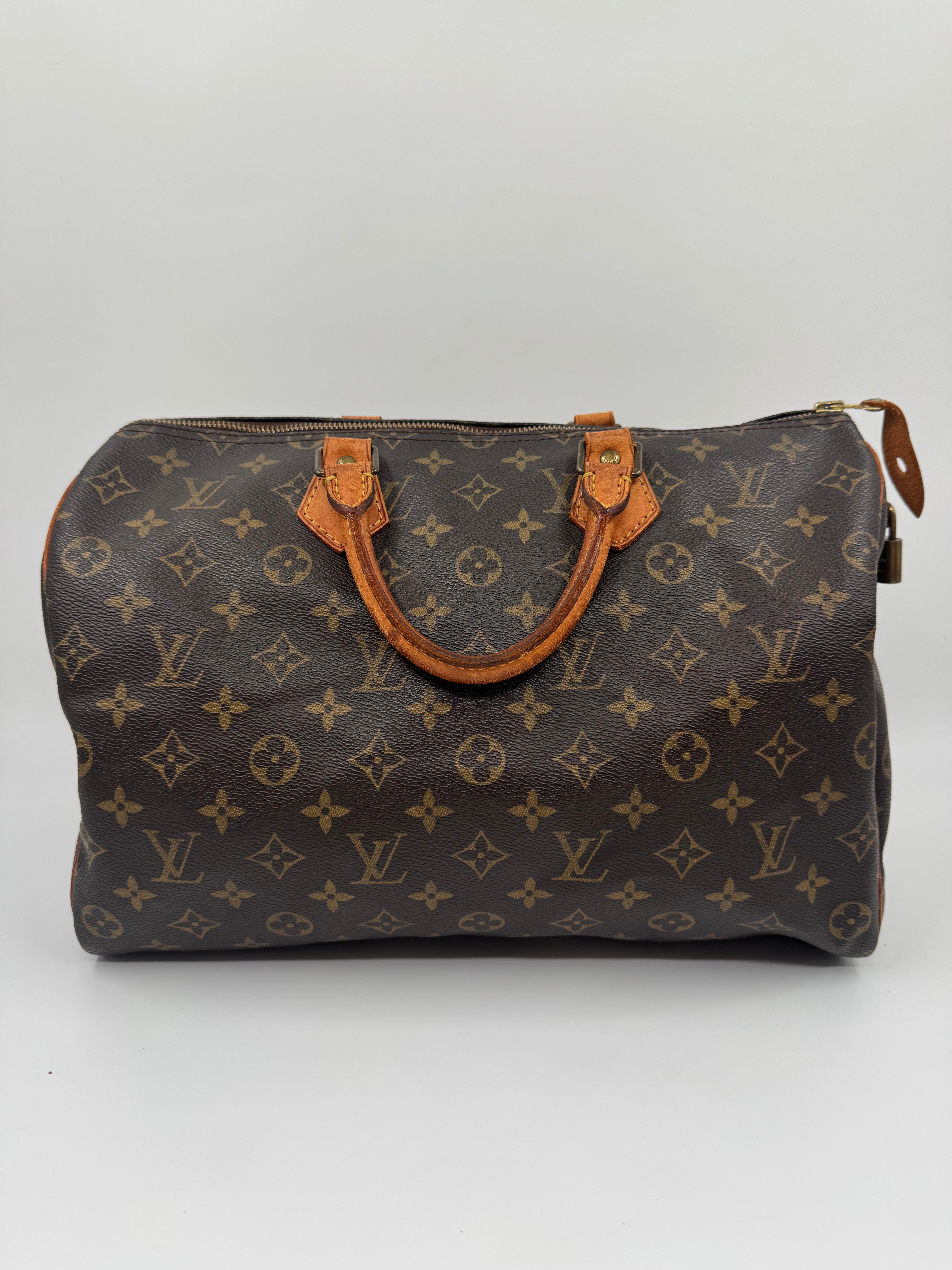 Louis Vuitton Speedy 35 Monogram