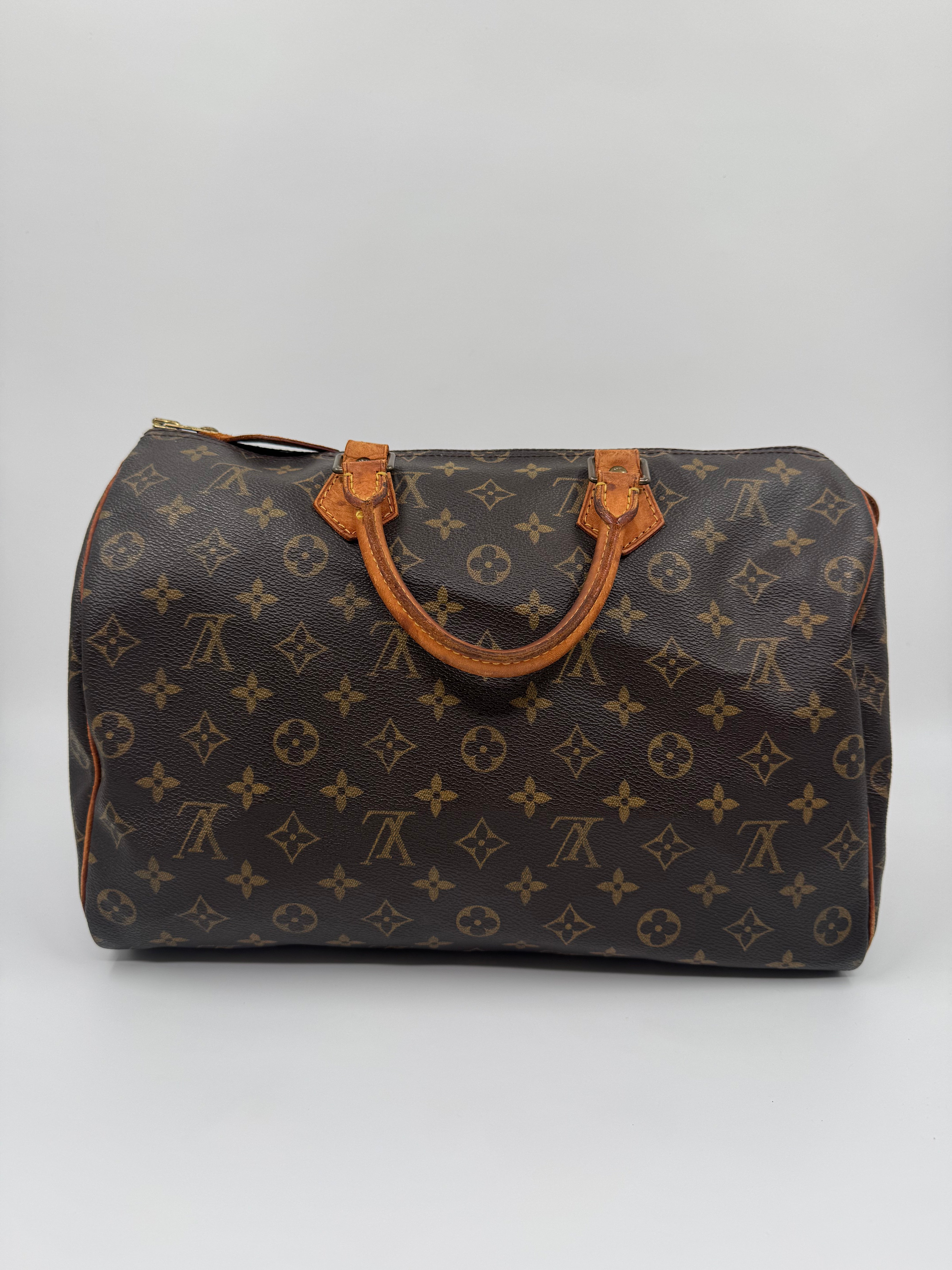Louis Vuitton Speedy 35 Monogram