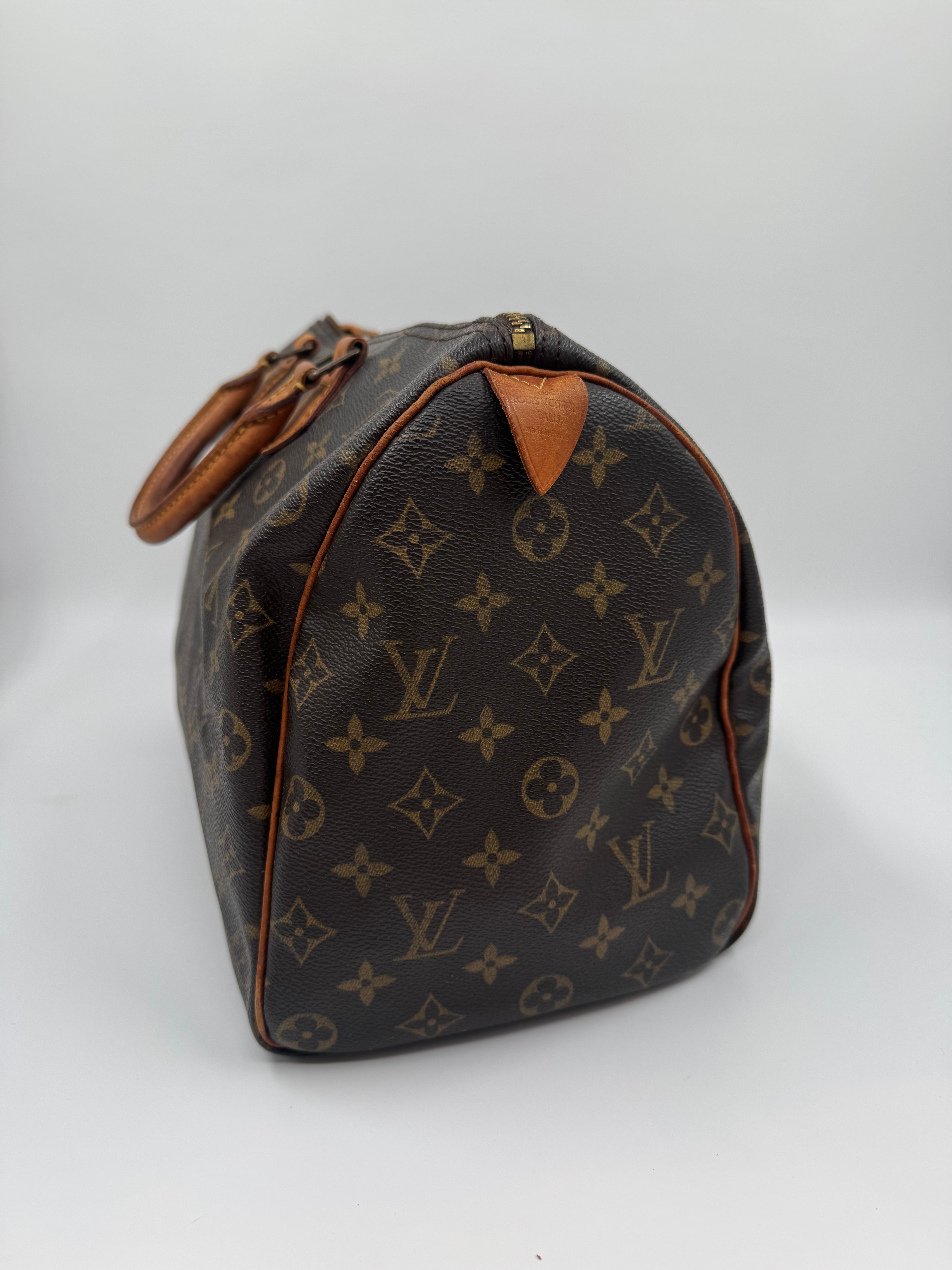 Louis Vuitton Speedy 35 Monogram