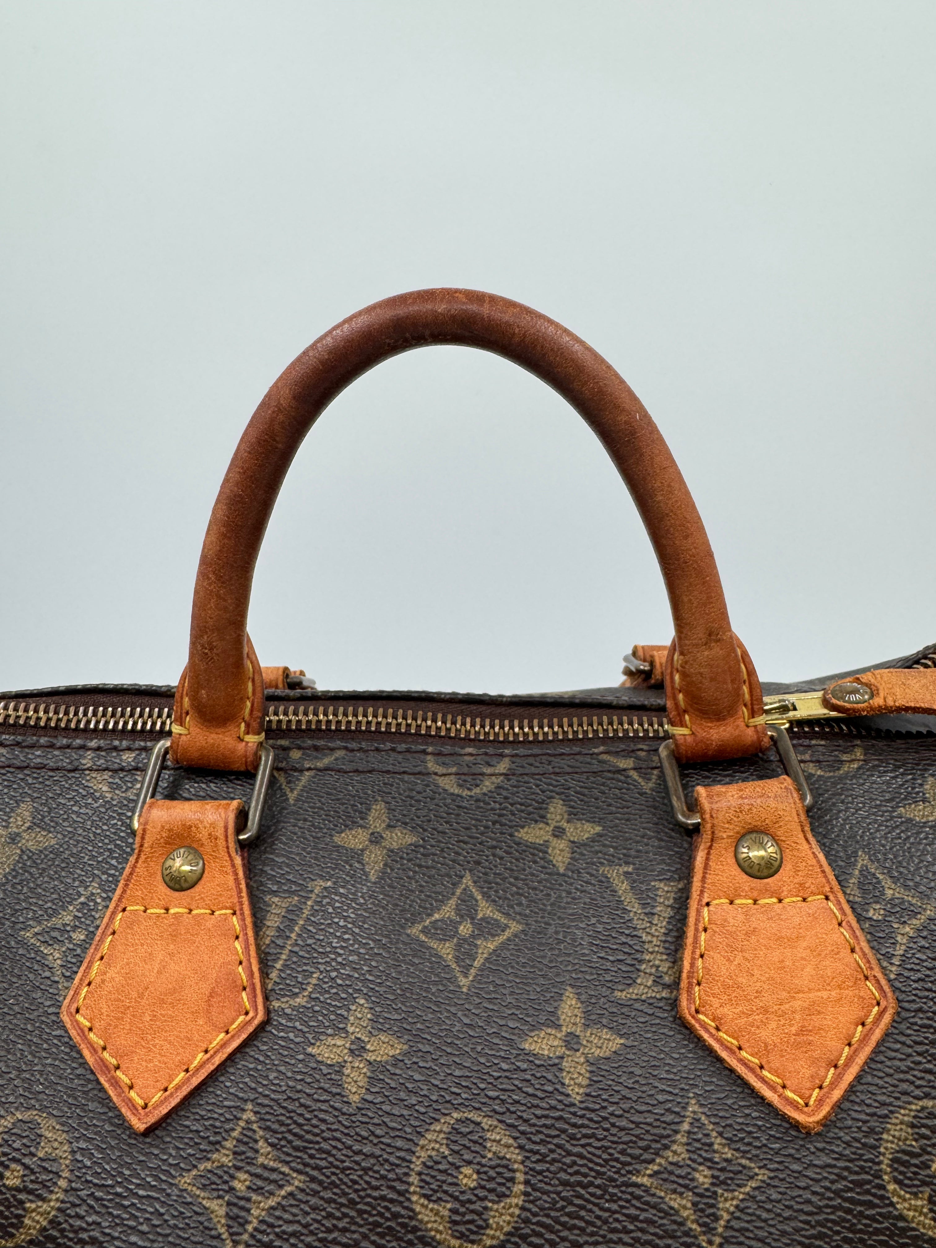 Louis Vuitton Speedy 35 Monogram