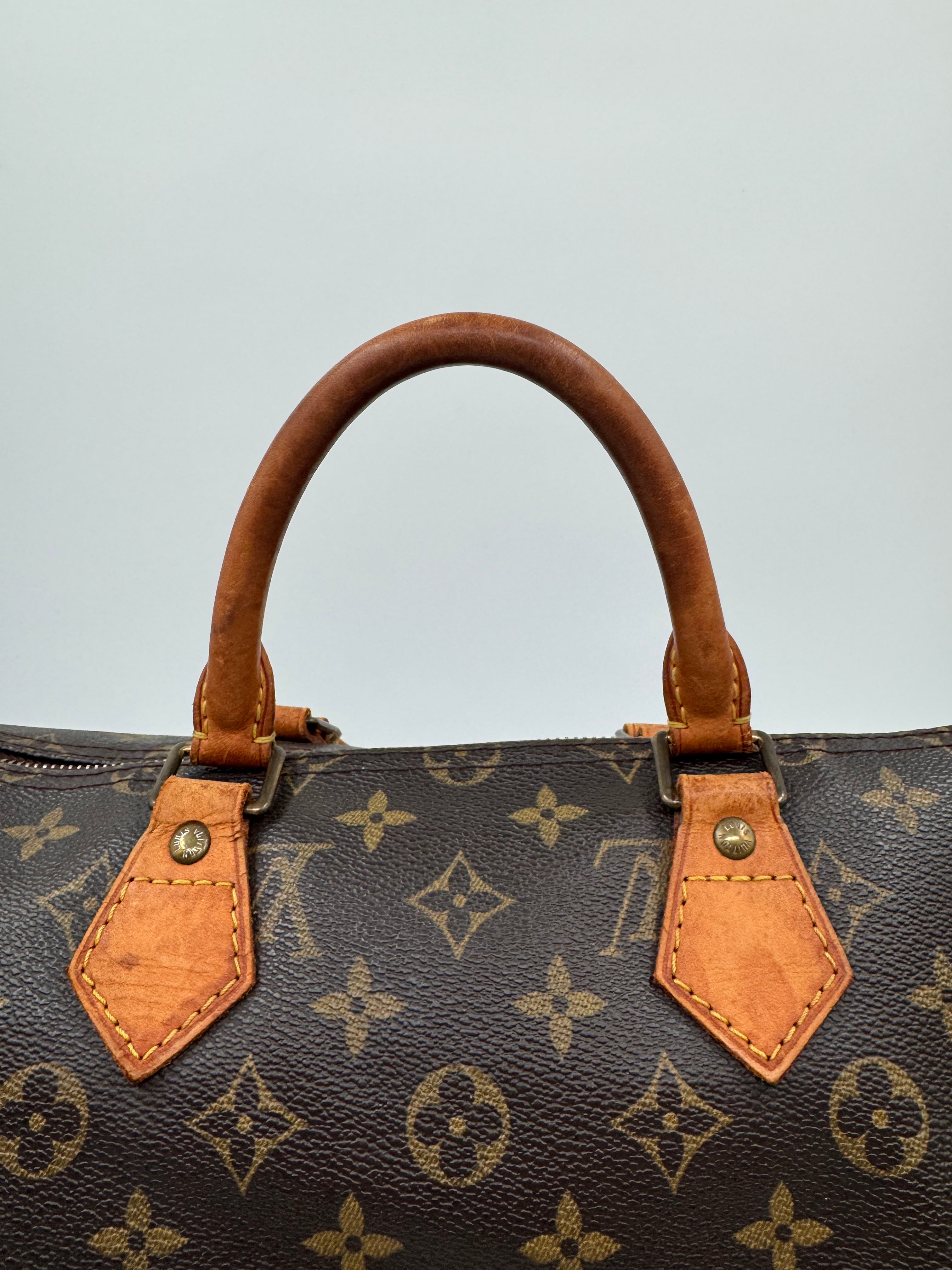 Louis Vuitton Speedy 35 Monogram