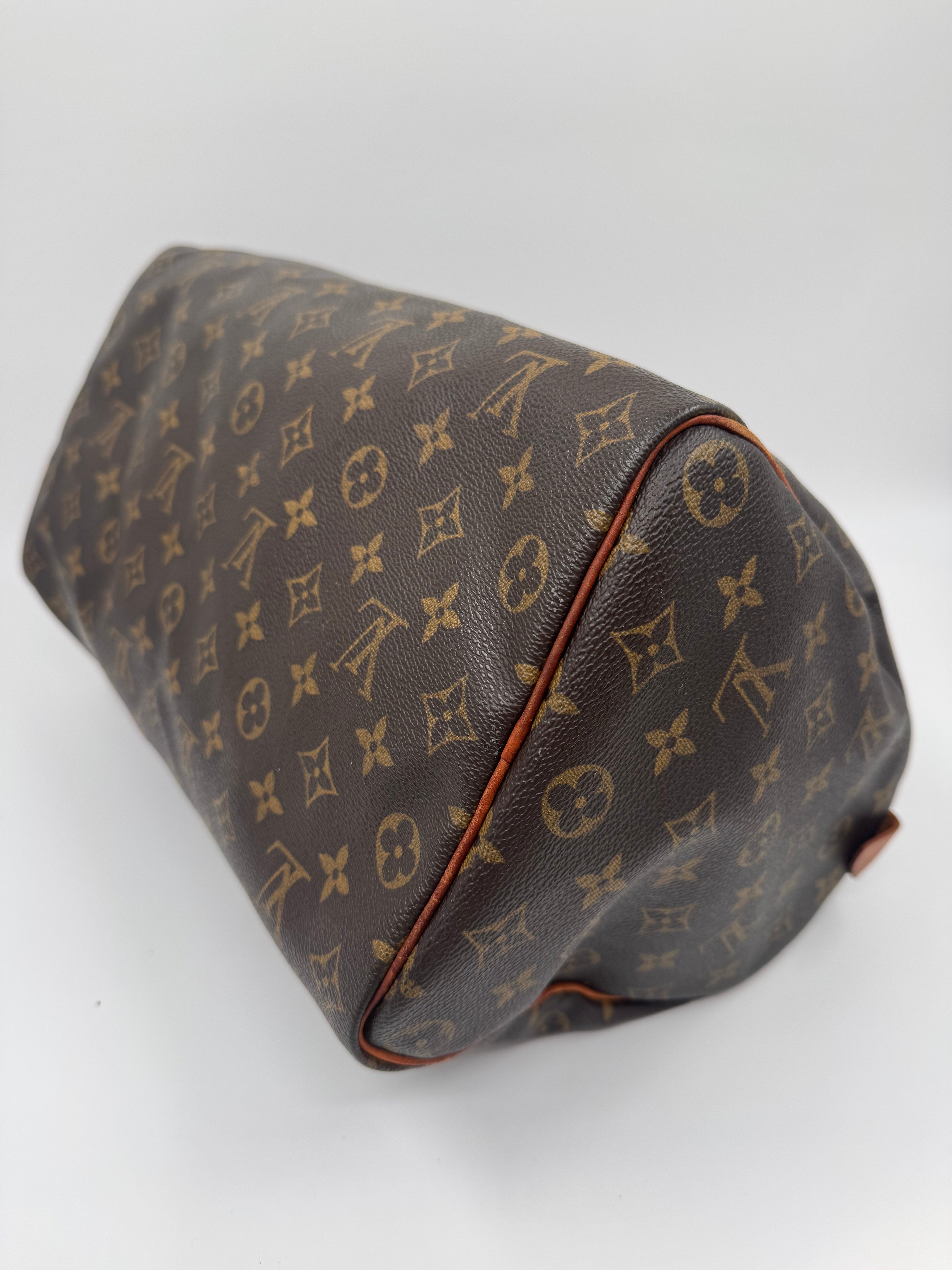 Louis Vuitton Speedy 35 Monogram