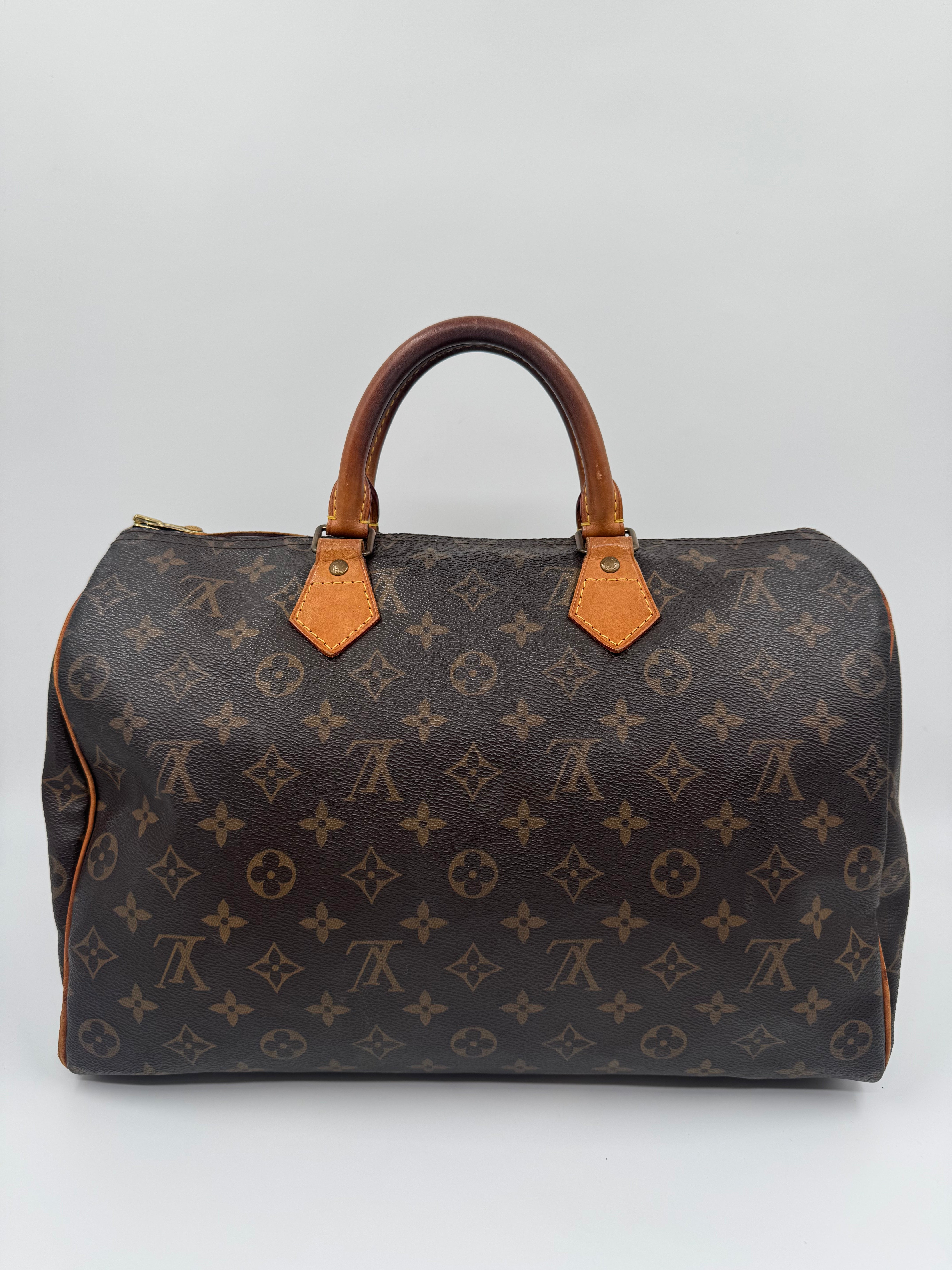 Louis Vuitton Speedy 35 Monogram