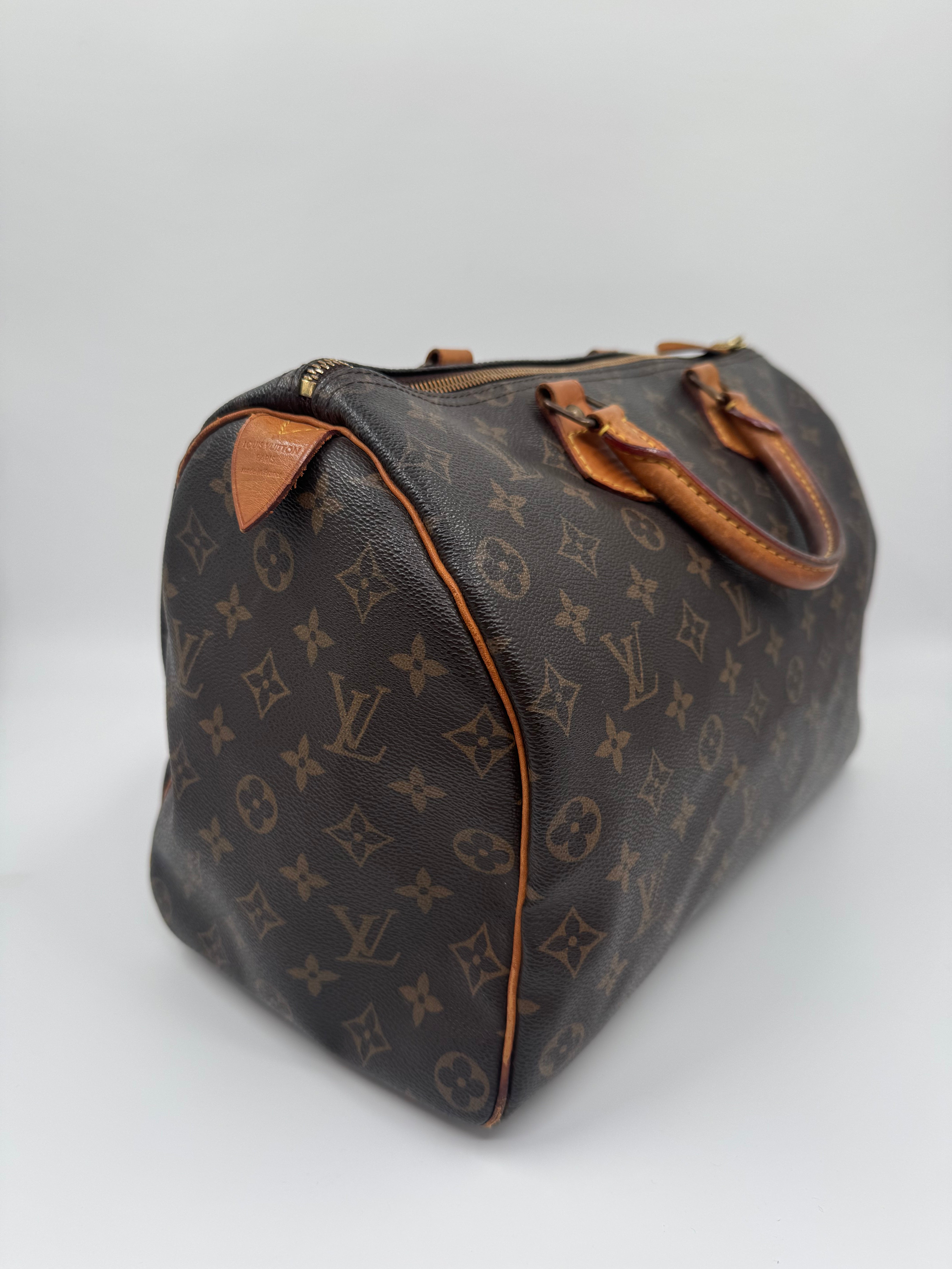 Louis Vuitton Speedy 35 Monogram