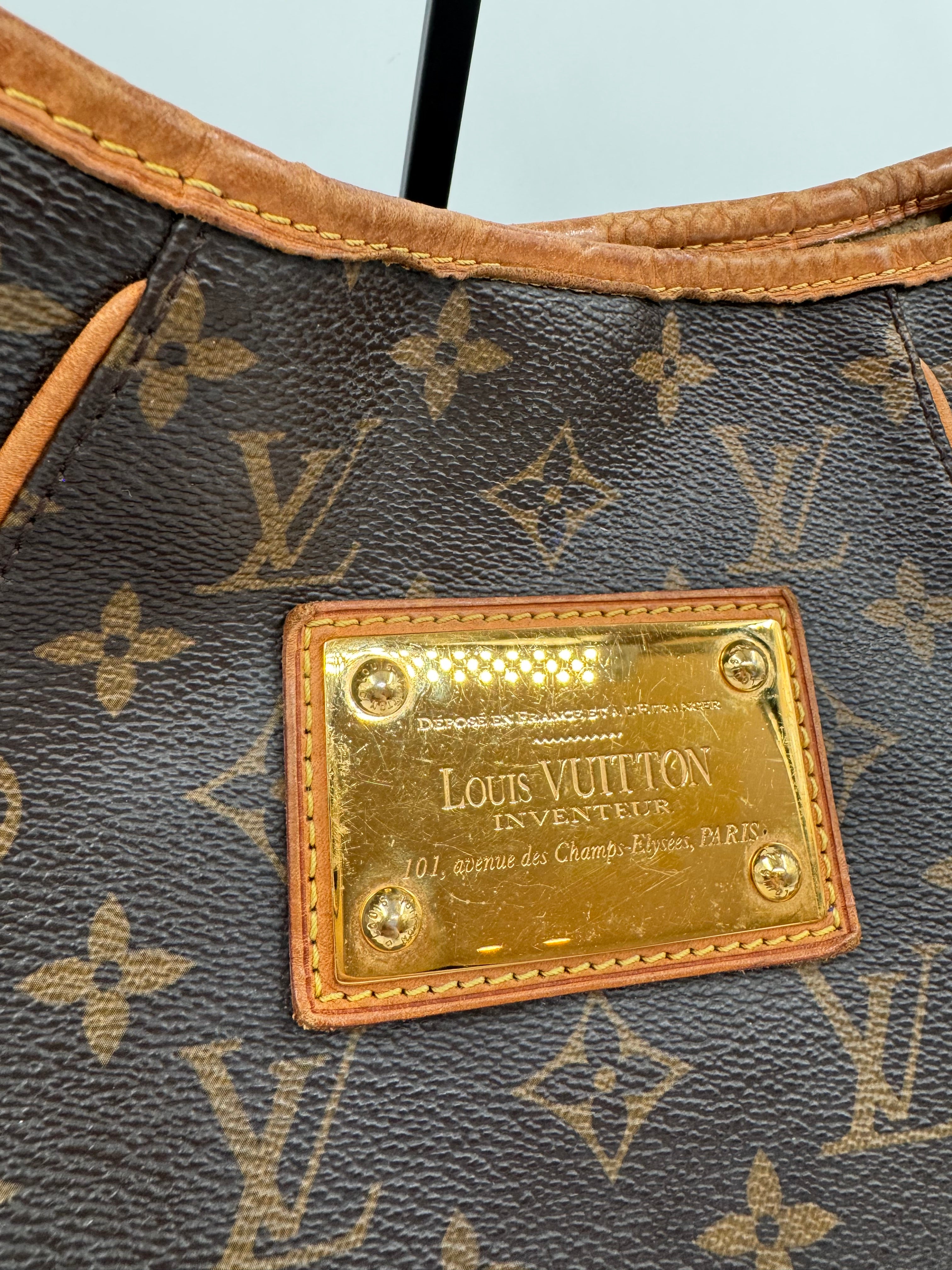 Louis Vuitton Galliera Monogram