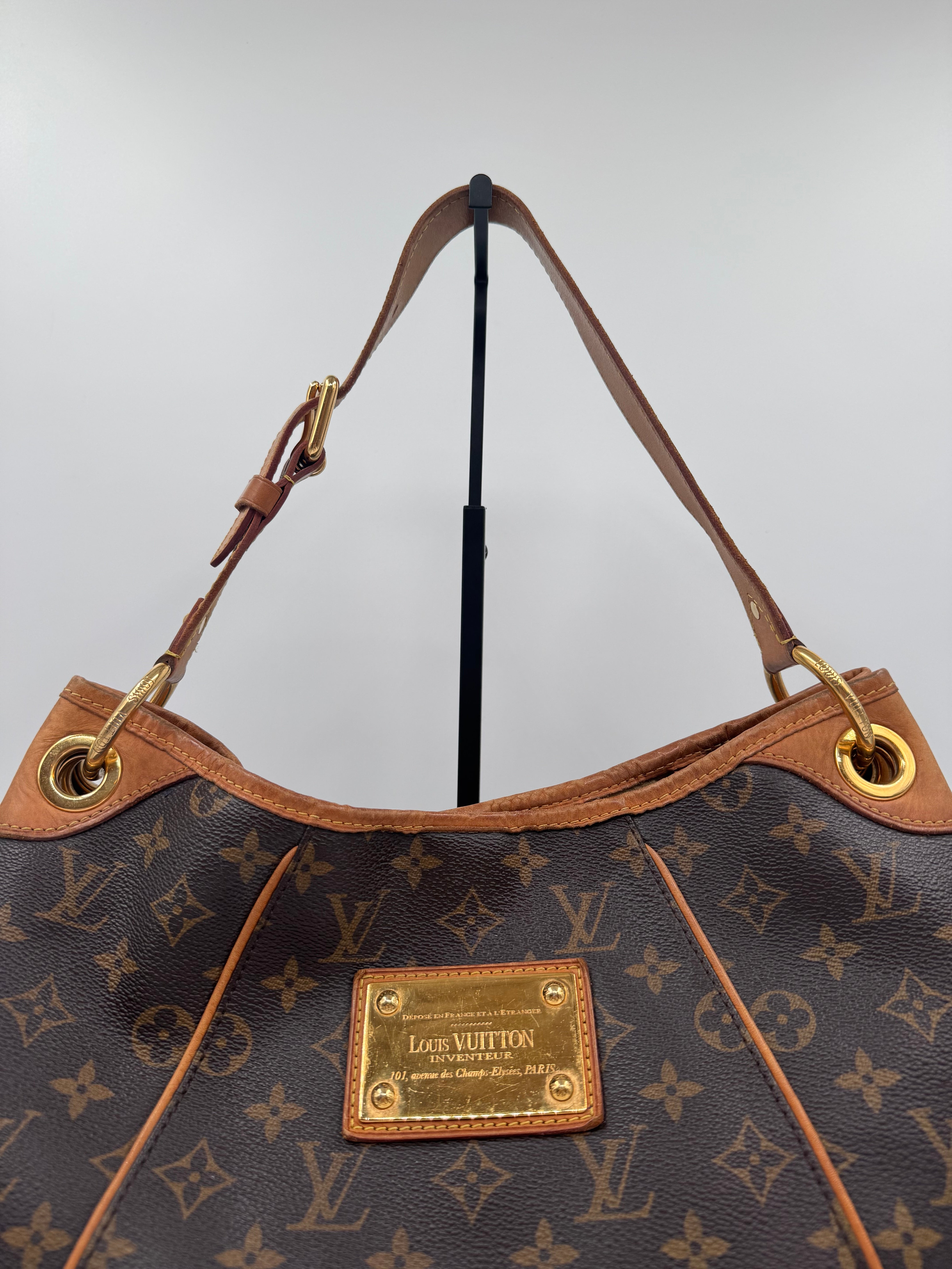 Louis Vuitton Galliera Monogram