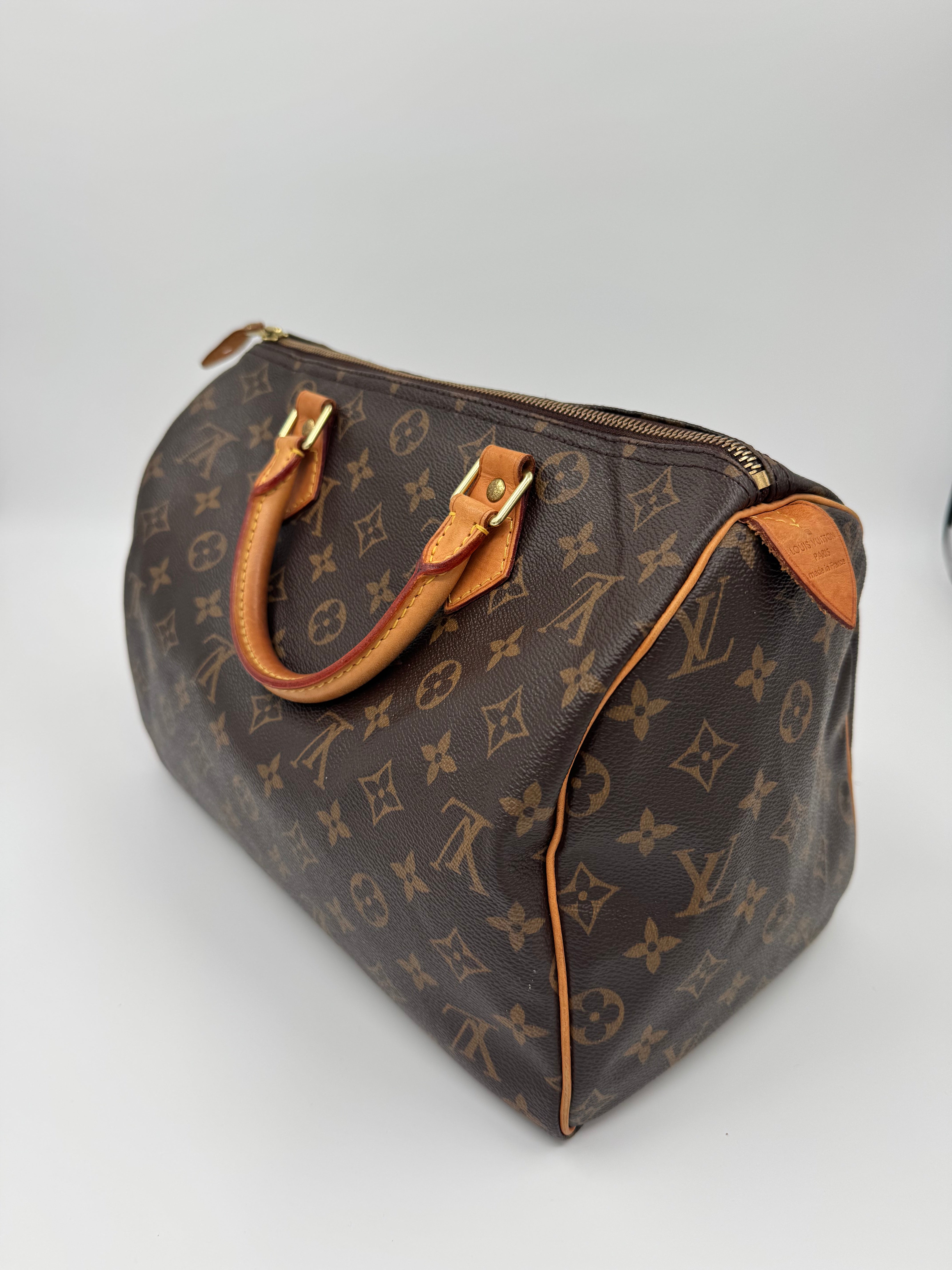 Louis Vuitton Speedy 30