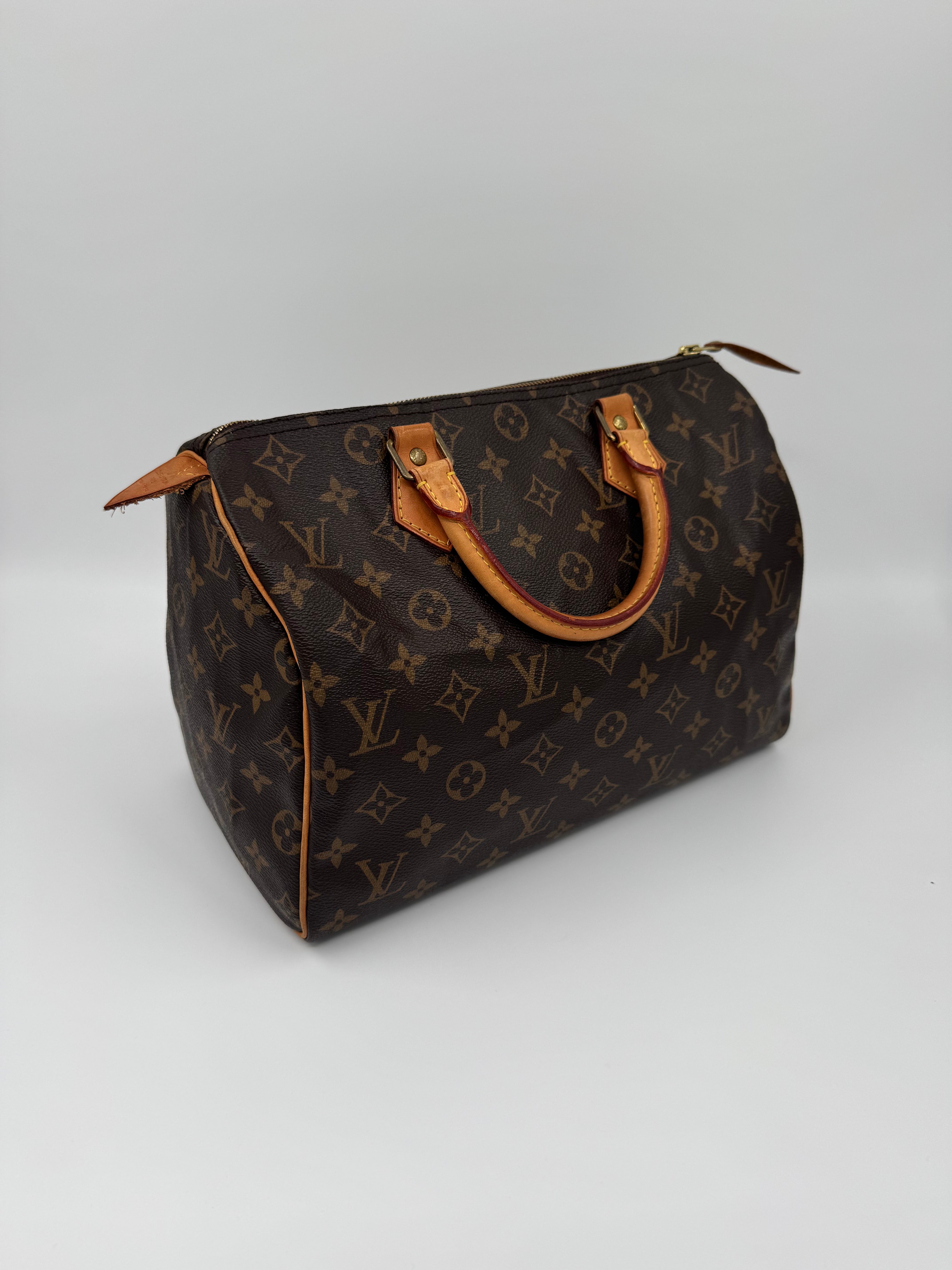 Louis Vuitton Speedy 30