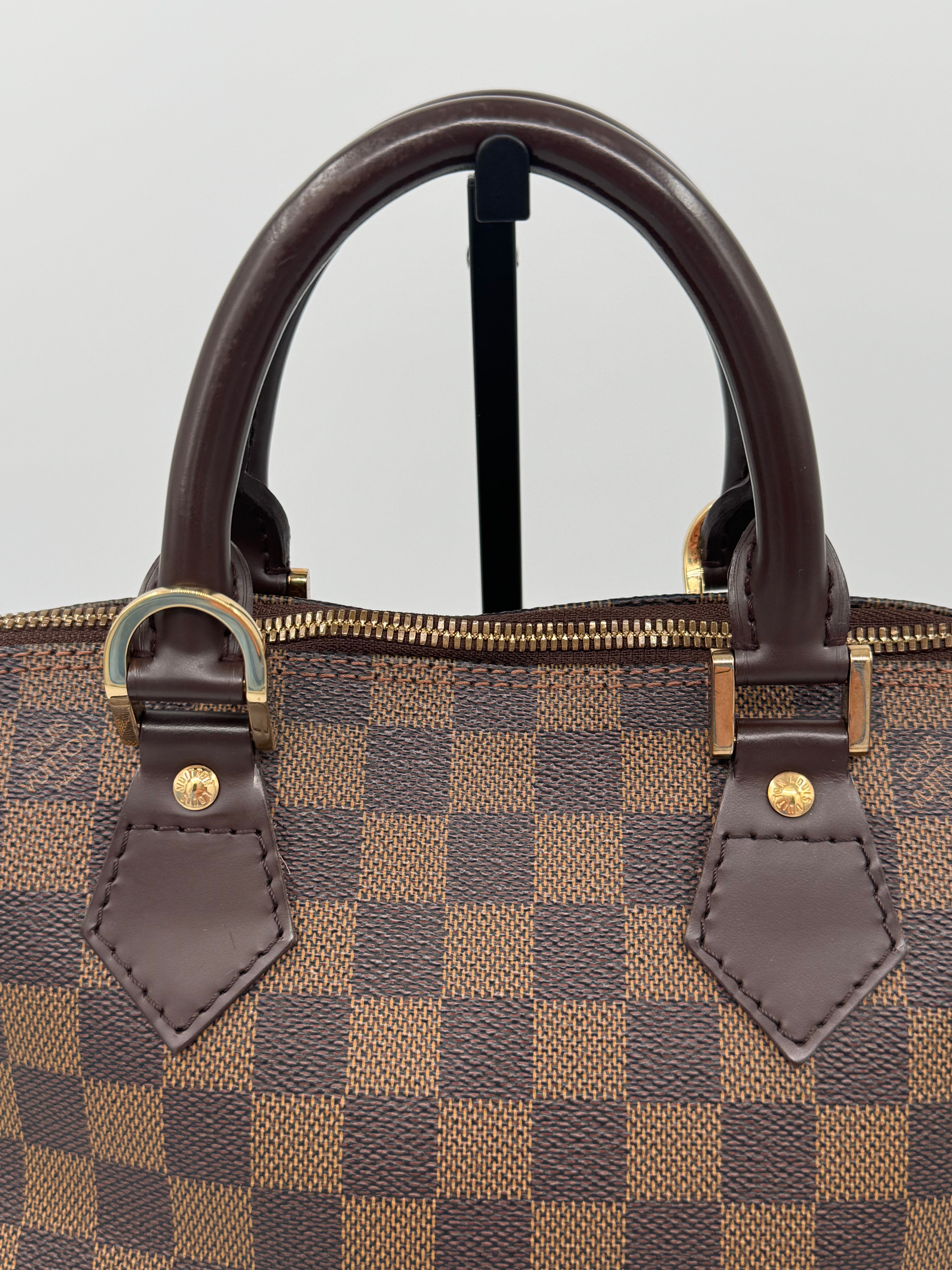 Louis Vuitton Alma Damier Ebene