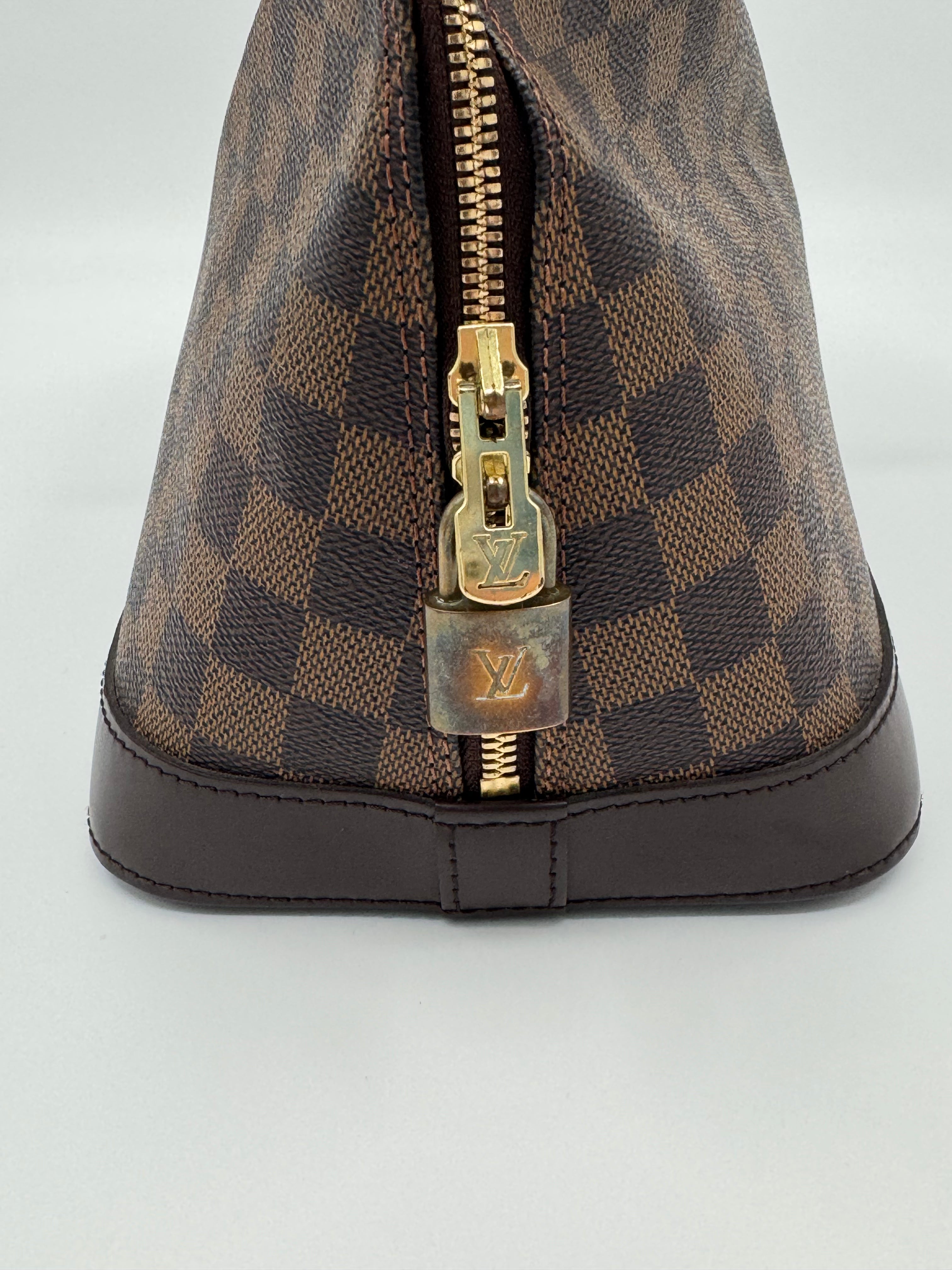 Louis Vuitton Alma Damier Ebene
