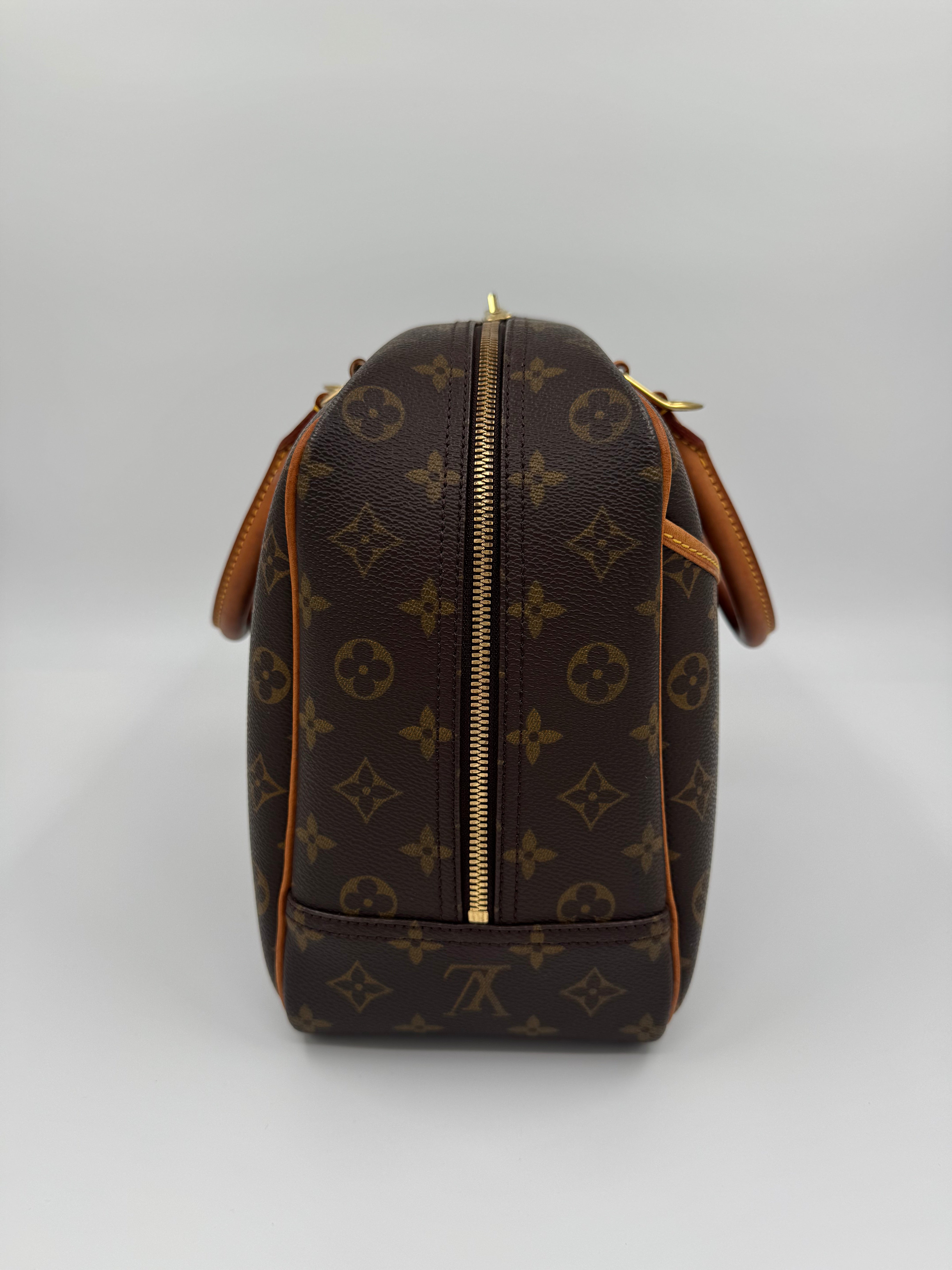 Louis Vuitton Deauville Monogram