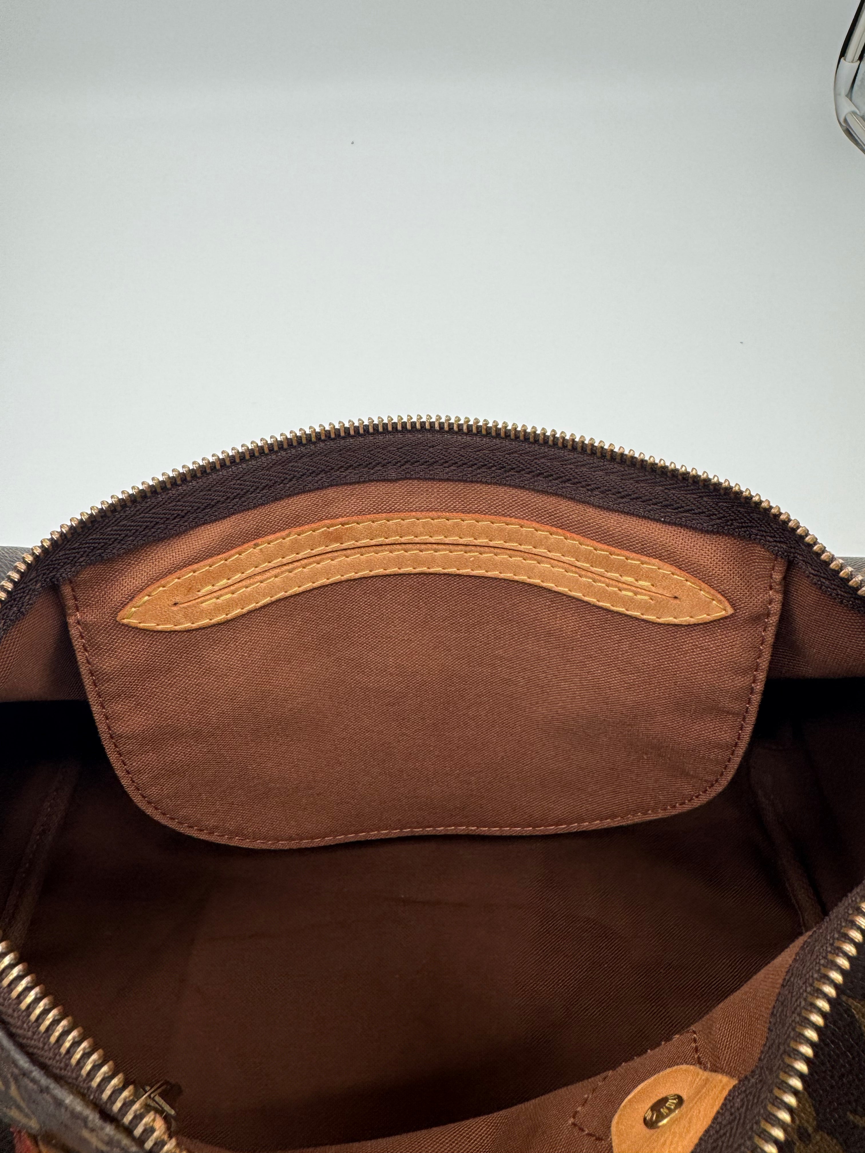 Louis Vuitton Speedy 30